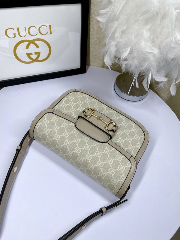 激安グッチバッグコピー角部分ディテール